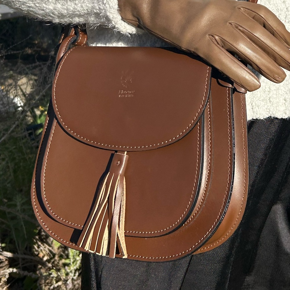 NWT Brown Leather Crossbody Saddle Bag w/ Tassel